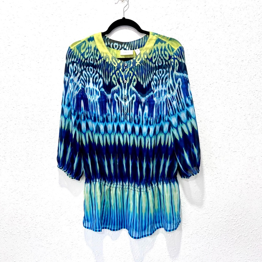 Chico's elastic on the waistline 3/4 sleeves Blue and Green Graphic Tunic M‎